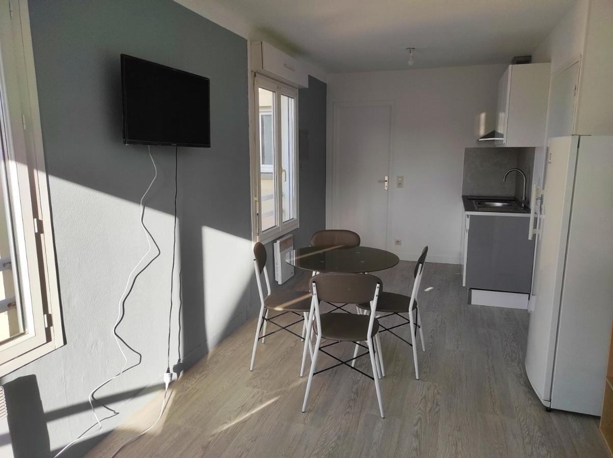 Le Mat Studio Salle De Sport Lejlighed Saint-Méloir-des-Ondes Eksteriør billede